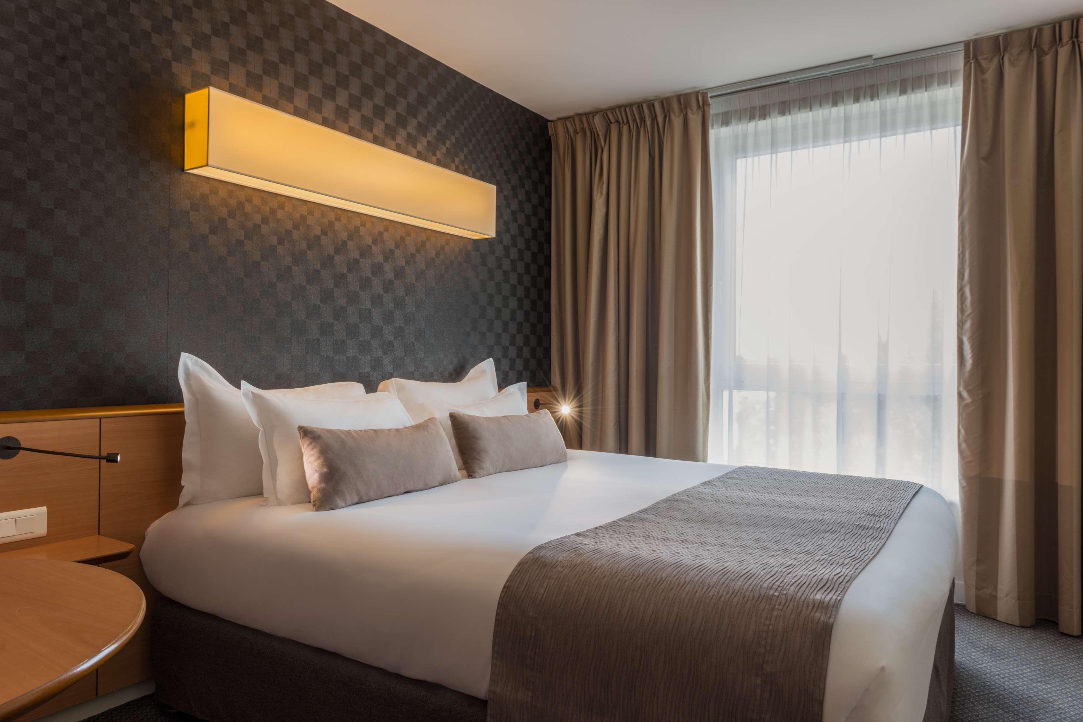 Best Western Plus Paris Сакле Екстериор снимка