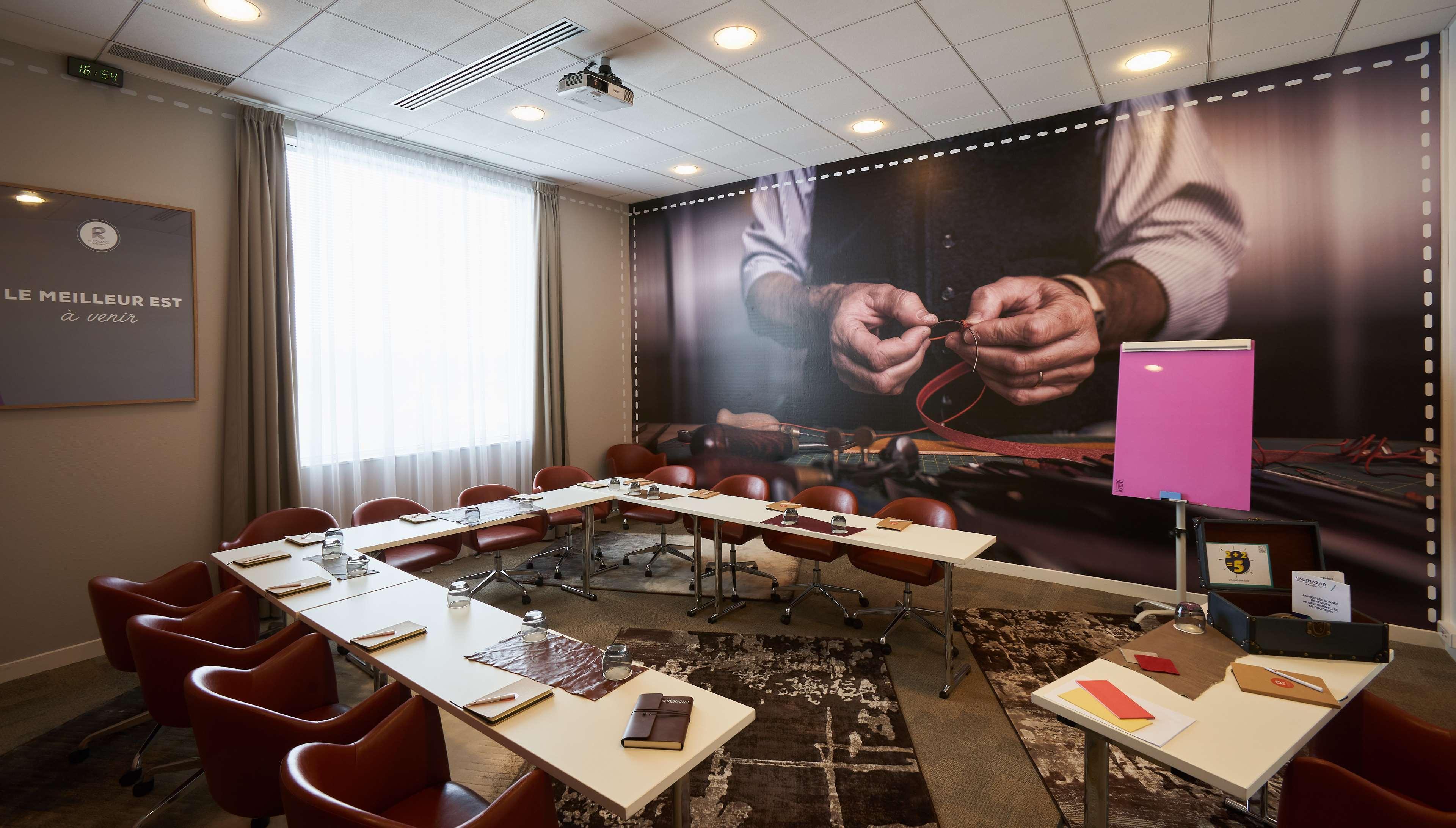 Best Western Plus Paris Сакле Екстериор снимка