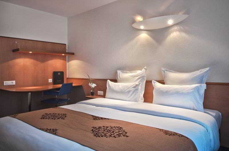Best Western Plus Paris Сакле Екстериор снимка